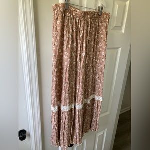Women’s mauve pink floral maxi skirt